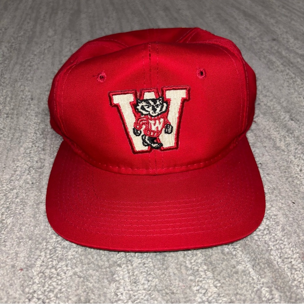 VTG Youngan Headware Wisconsin Badgers Embroidered Snap Back Made In Korea OS
